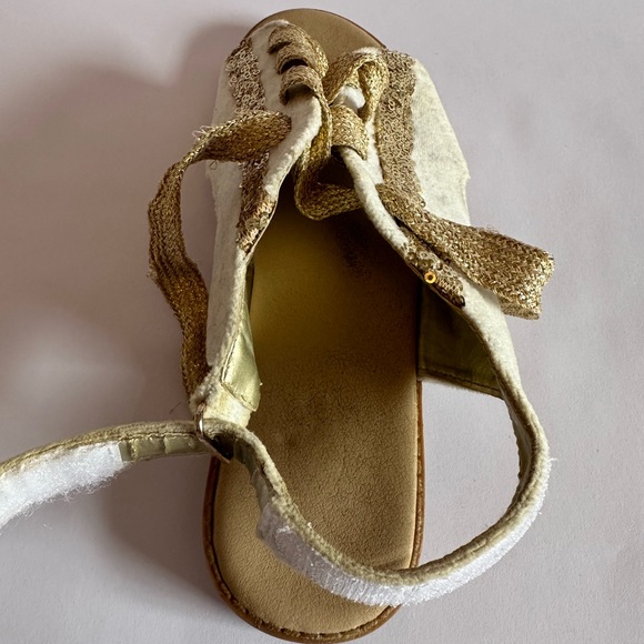 Joyfolie Tessa lace up sandals with Gold accents Size Y4 - Picture 10 of 15